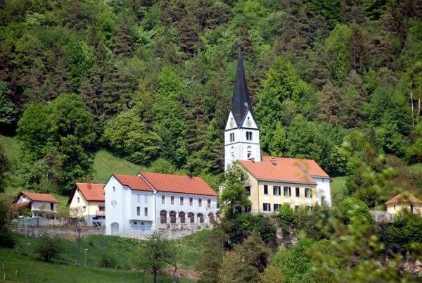 De parochiekerk van St. Johannes de Doper, Vinska Gora