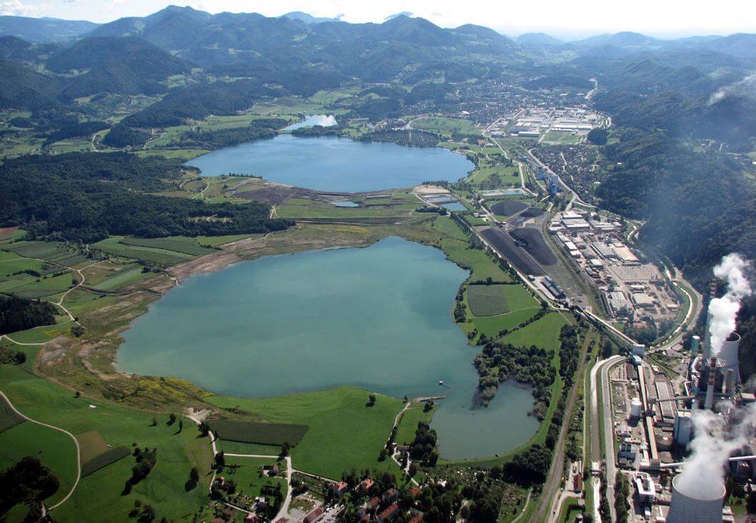 Il lago Družmirje