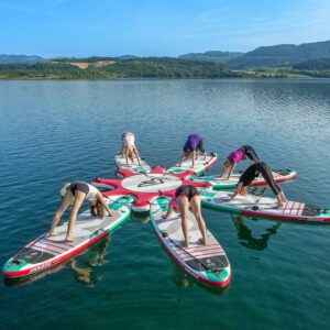 Sportne-aktivnosti-ob-Velenjskem-jezeru-sup-joga-9800-visitsaleska