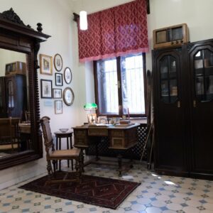 Vila-Mayer-01-visitsaleska