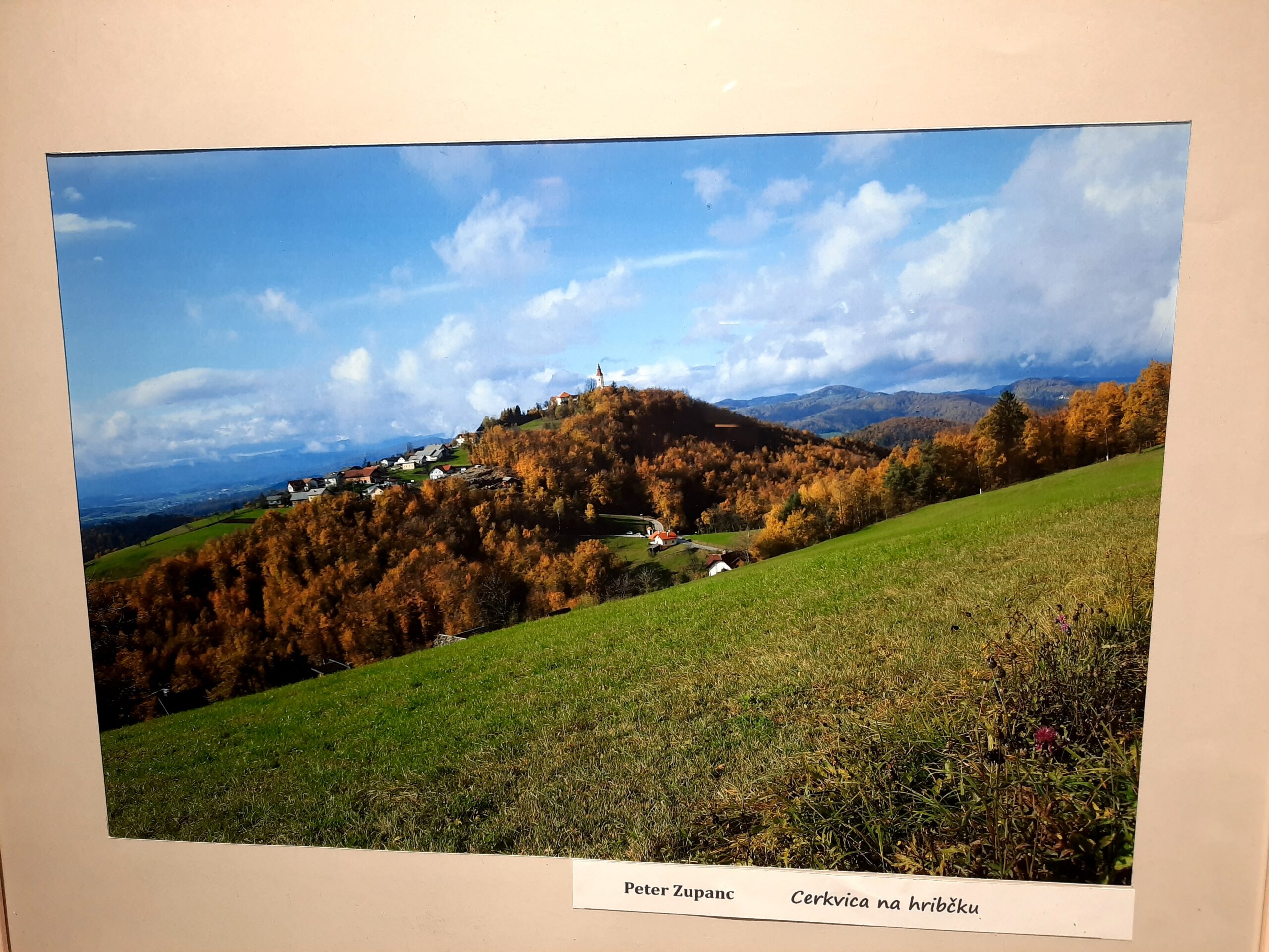Planinsko društvo Velenje - Fotografska razstava »Utrinki naših potepanj«