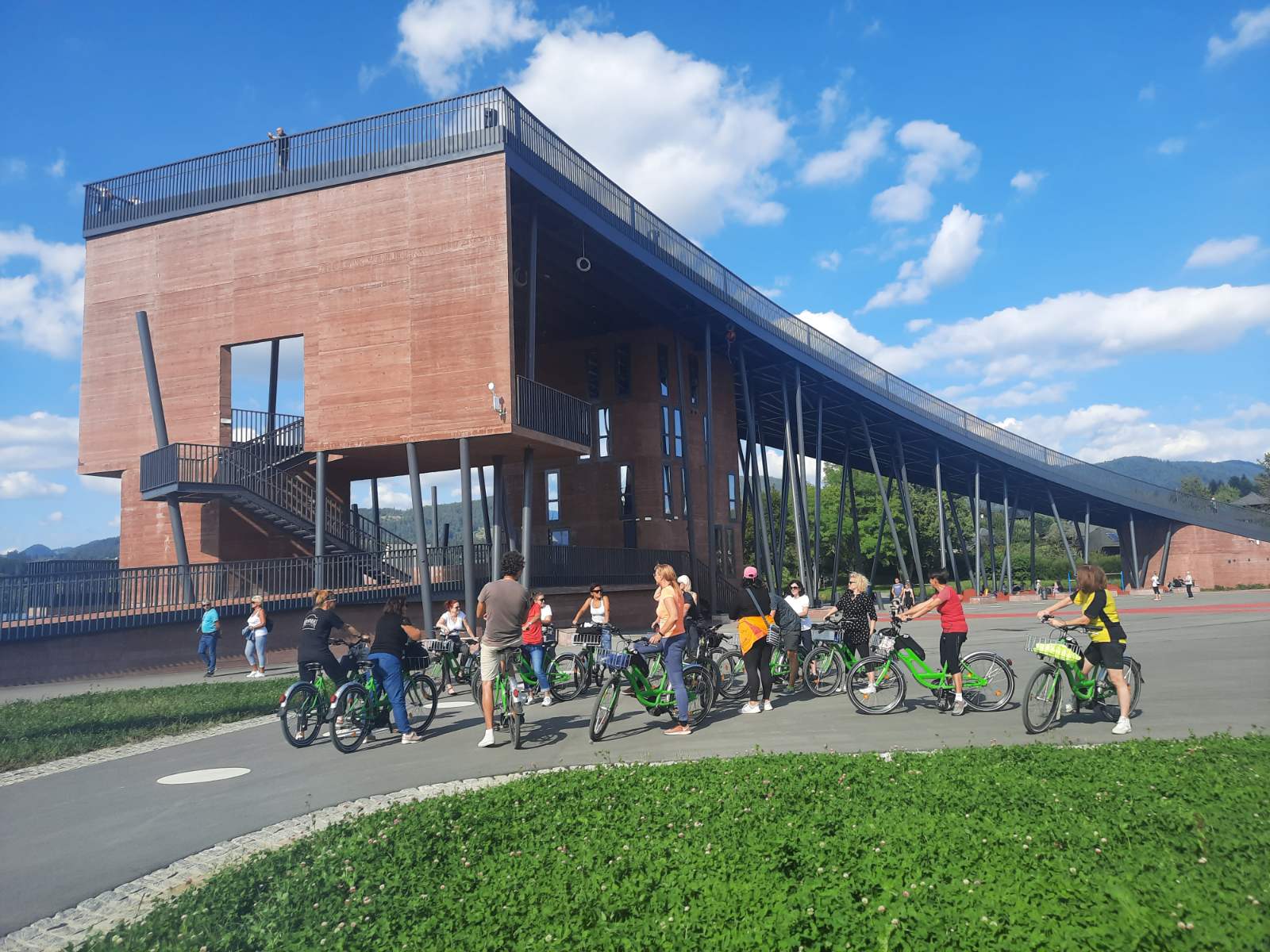 Vodeno doživetje po Šaleški dolini s kolesi