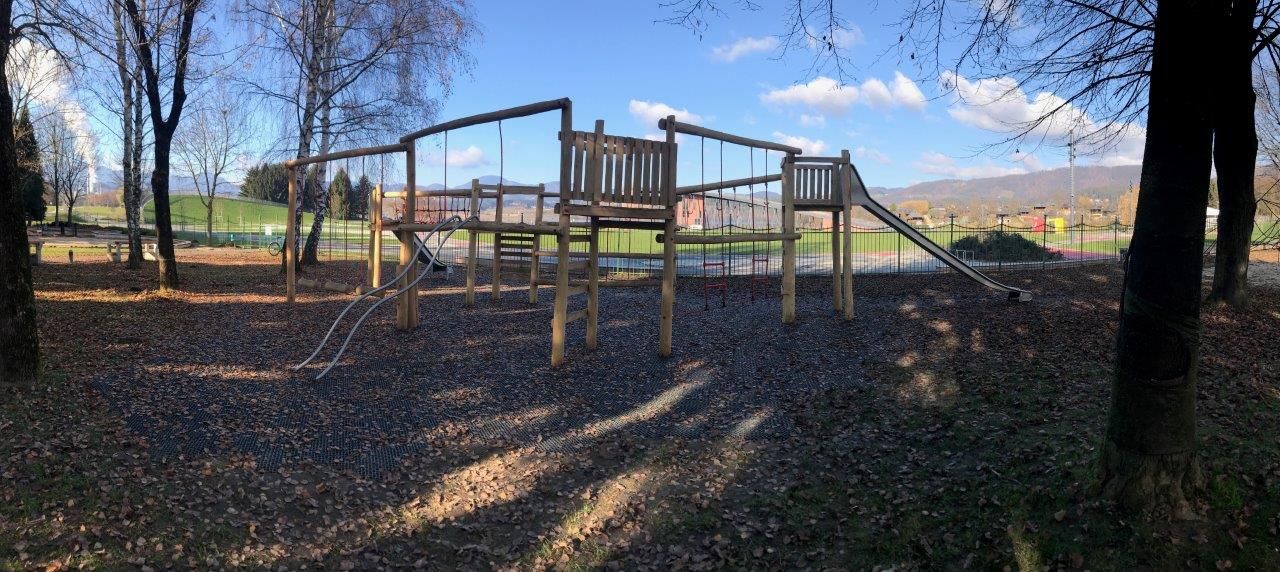 Otvorili prenovljeno otroško igrišče na Visti - Pozojevo igrišče