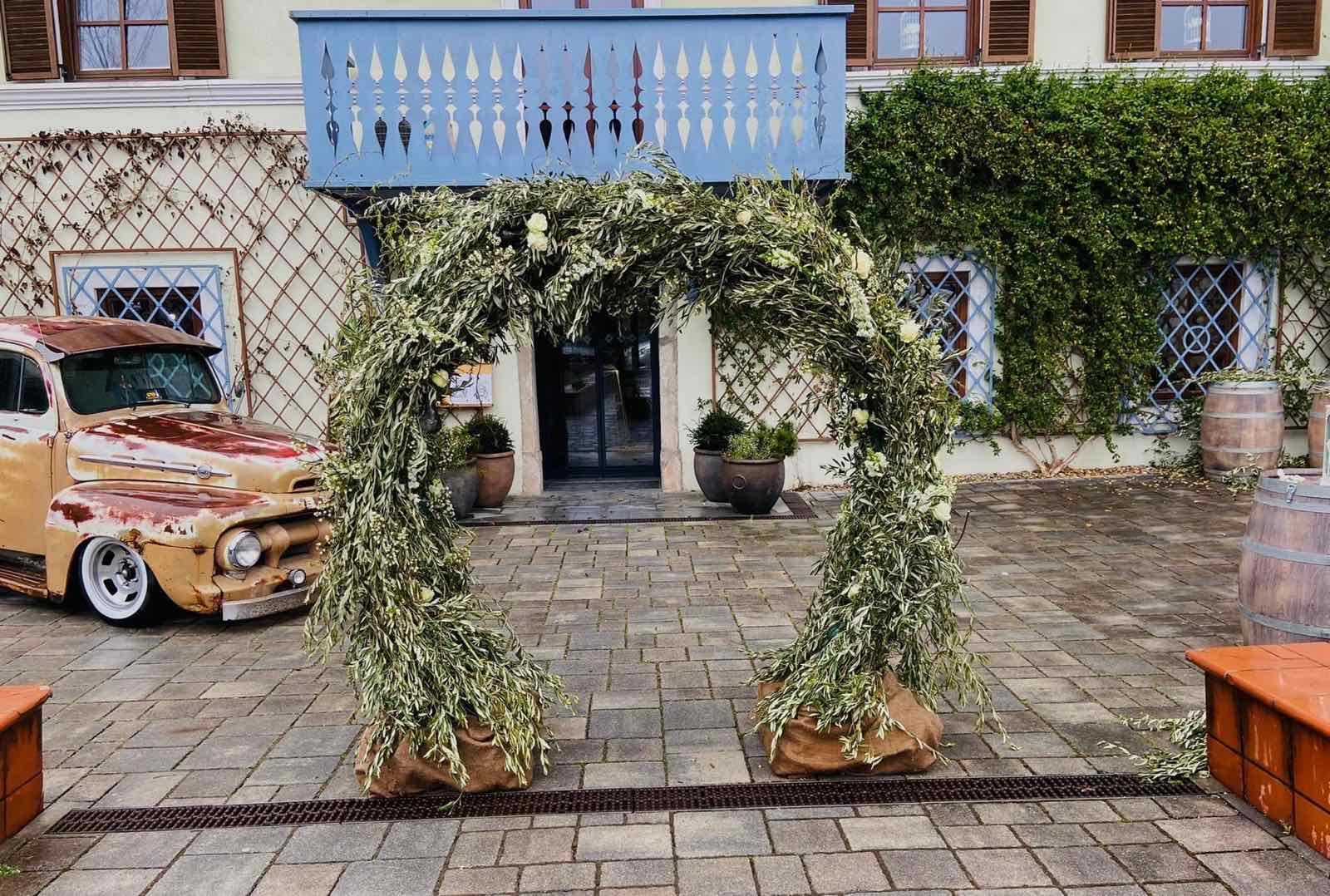Uspešno izveden in obiskan Poročni sejem v Vili Bianca