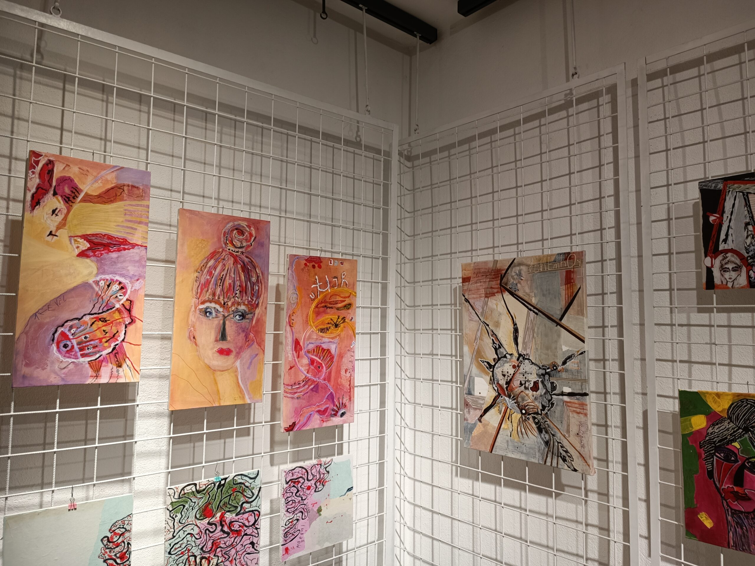 Društvo šaleških likovnikov vabi na območno likovno razstavo: Jaz sem pika in črta