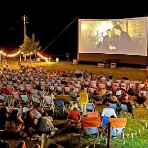 Velenjska plaža gostila prvo premiero filma Misija nemogoče 7 v Sloveniji