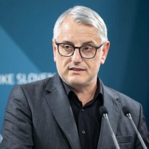 Ministrstvo v letu 2024 s 672,4 milijoni evrov sredstev za razvoj gospodarstva, turizma in športa