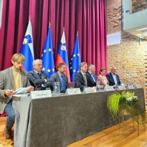 Obisk Vlade Republike Slovenije