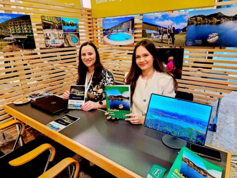 Šaleška na poslovni borzi Conventa