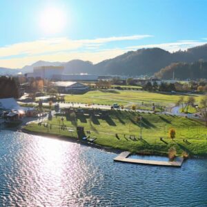 V Cannes po potencialne investitorje za izgradnjo novega hotela